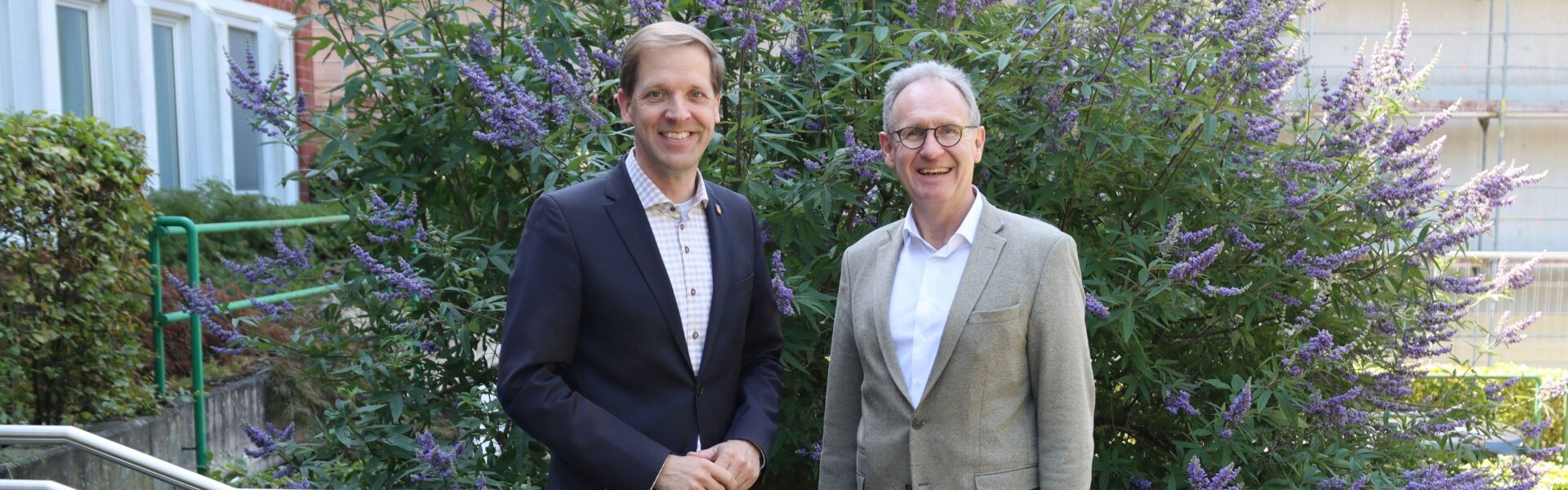 Dr. Jürgen Grüner bleibt bis 2033 wfc-Geschäftsführer